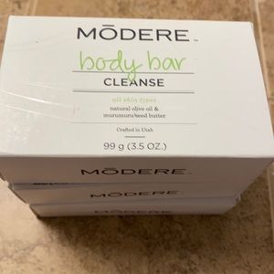 Modern clean body bars (1 available)